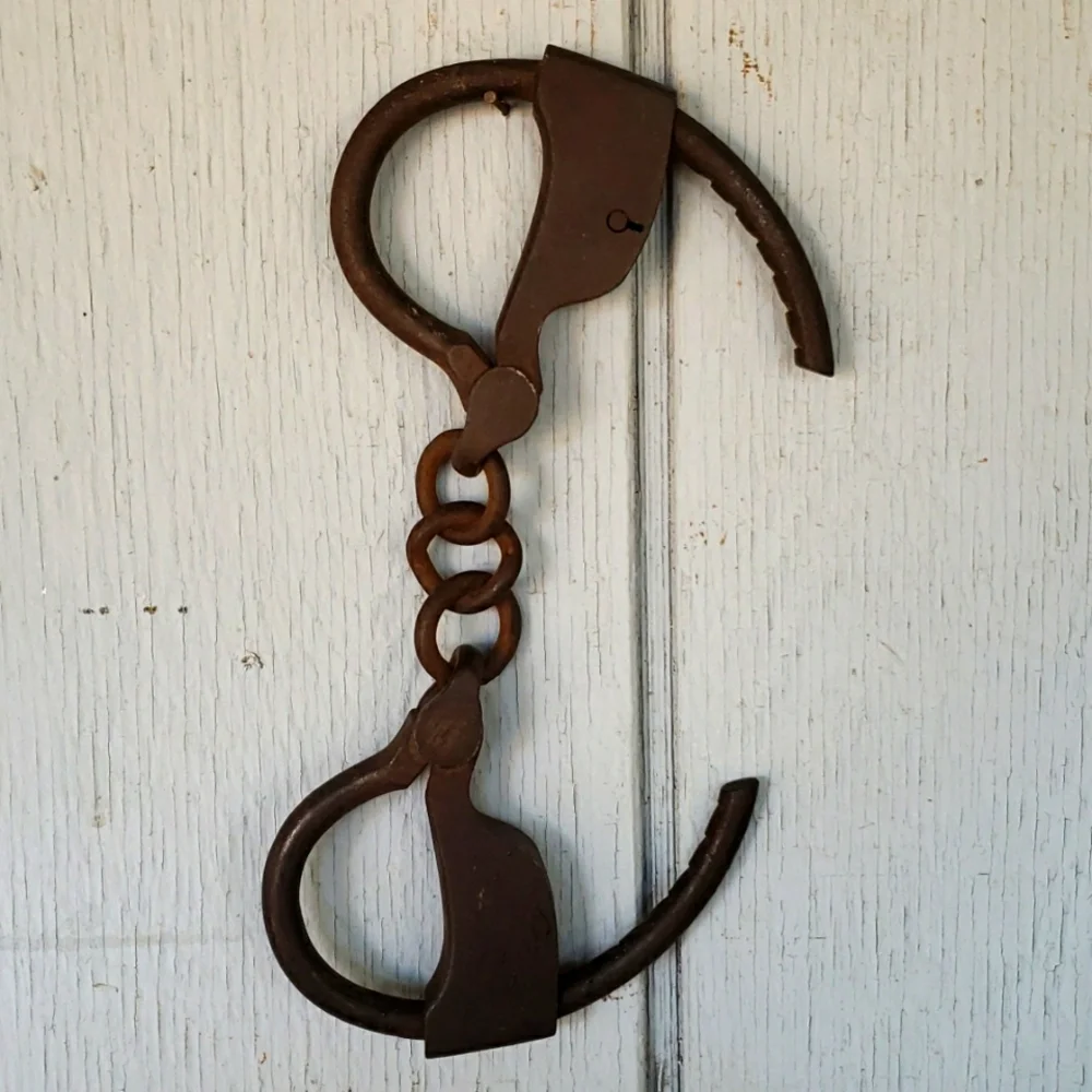1800s Handcuffs Antique Tower's Double Lock Swivel Link Handcuffs - Picture 4 of 15